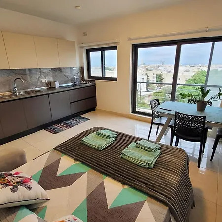 Apartment 1 Bedroom With A View
