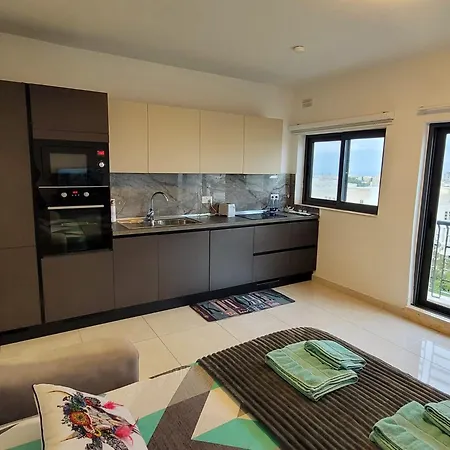 1 Bedroom With A View *