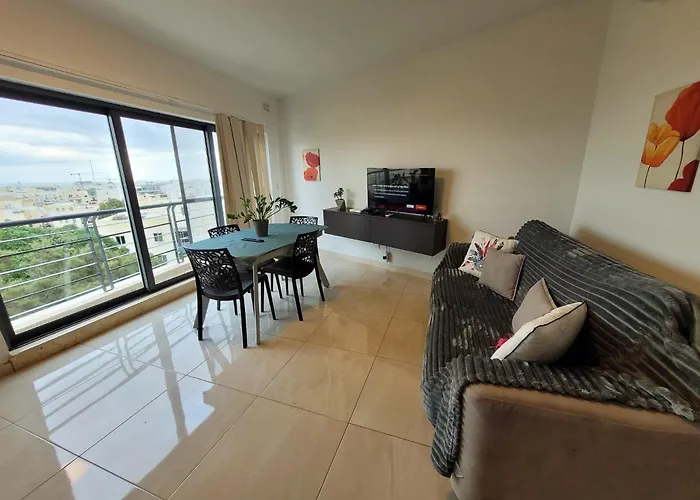 1 Bedroom With A View *