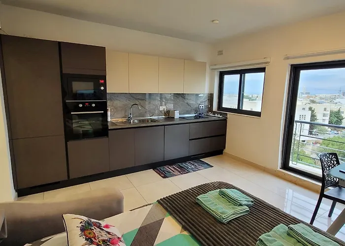 1 Bedroom With A View *