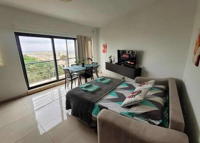 1 Bedroom With A View Daire